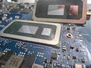 Lutowanie układów BGA na płycie głównej