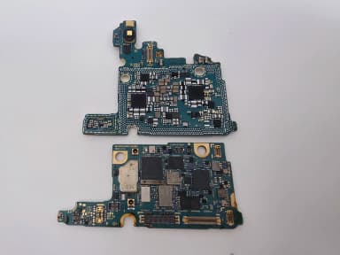 Naprawa płyty głównej smartfona – serwis telefonów